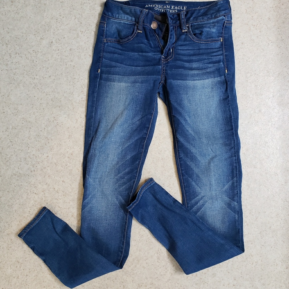 AE skinny jeans for booty shaping